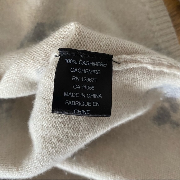 Skull Cashmere Cream & Charcoal 100% cashmere v neck sweater size small - Picture 5 of 6